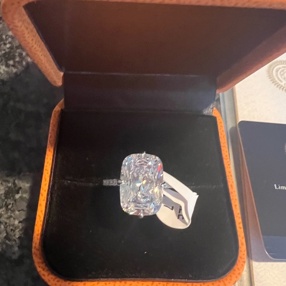 NWT - Vosali Certified Moissanite Ring - Size 7 - Picture 2 of 4